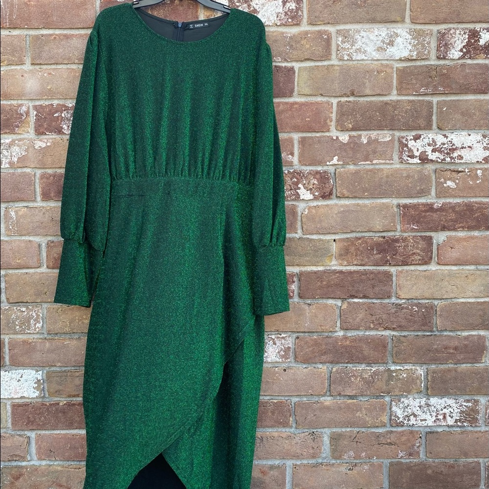 Shein Green Shimmer Holiday Dress. Lantern sleeve. Tulip hem. 3XL
